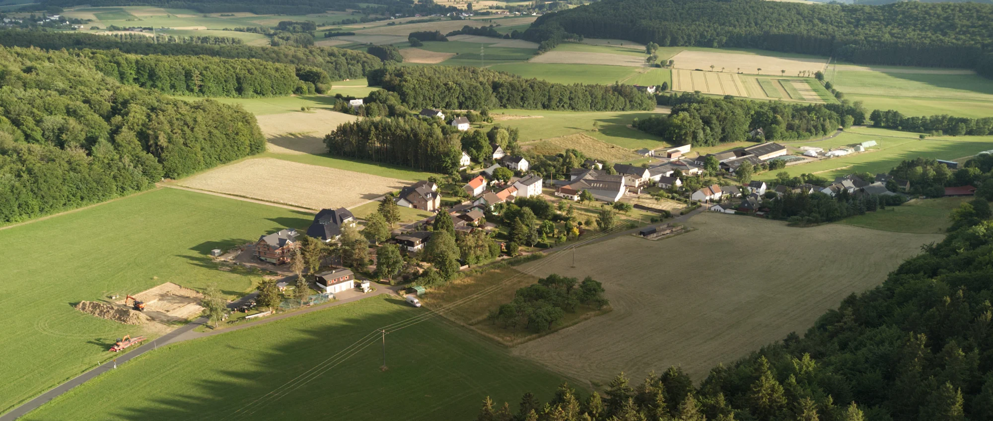 Blick auf den Ortsteil Loogh in der Vulkaneifel